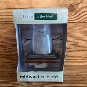 NIB Midwest Cannon Falls Lights In The Night Smores Snowman Plug In Night Light